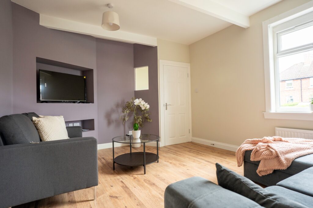 Fully furnished short term rental properties in Dundee